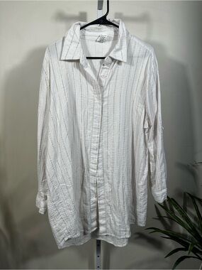 N67. Sol Borne- white Button-Up Shirt with Subtle Gold Stripe Detail